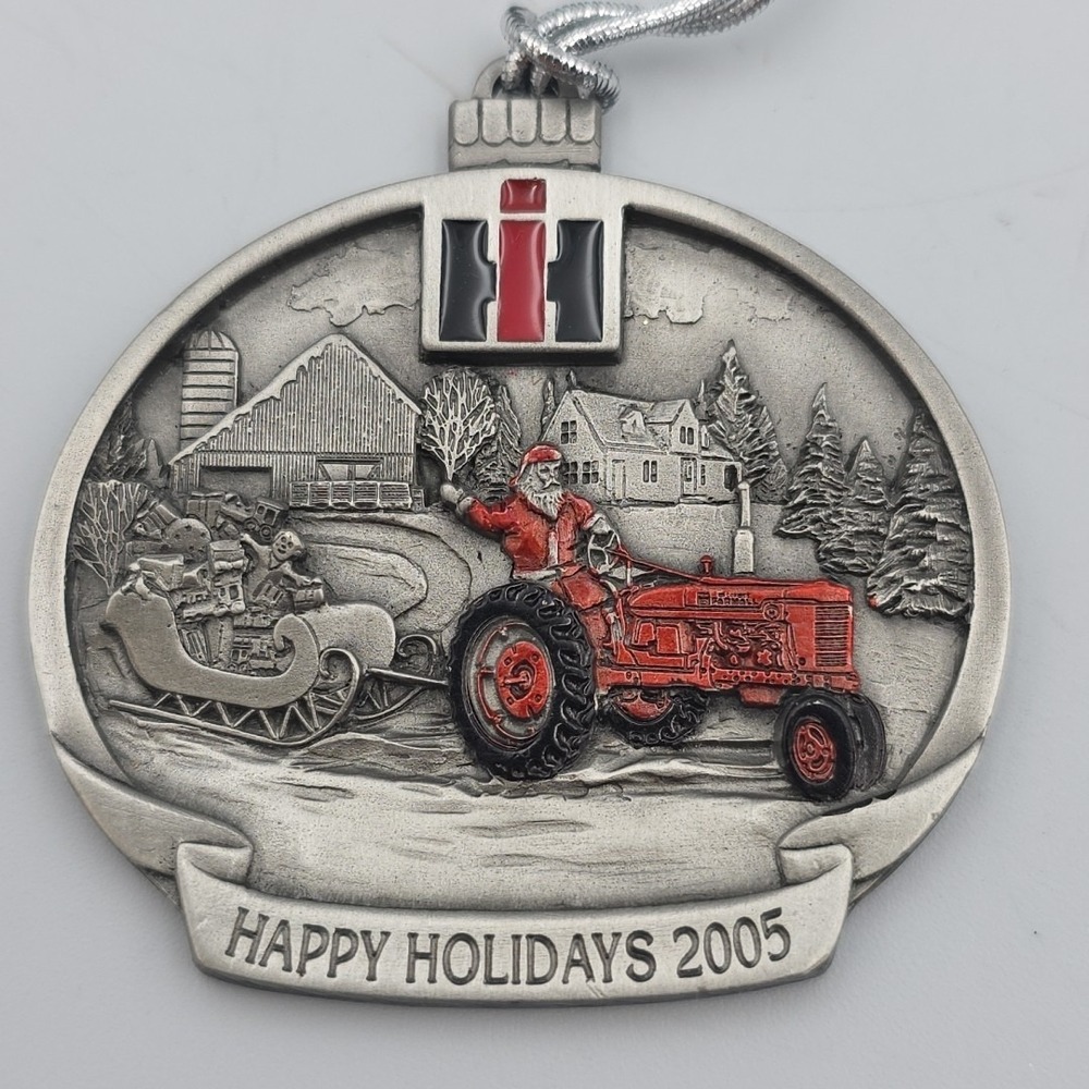 Case IH International Harvester 2005 Pewter Christmas FARMALL H Ornament